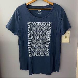 🦋Old Navy graphic tee🦋